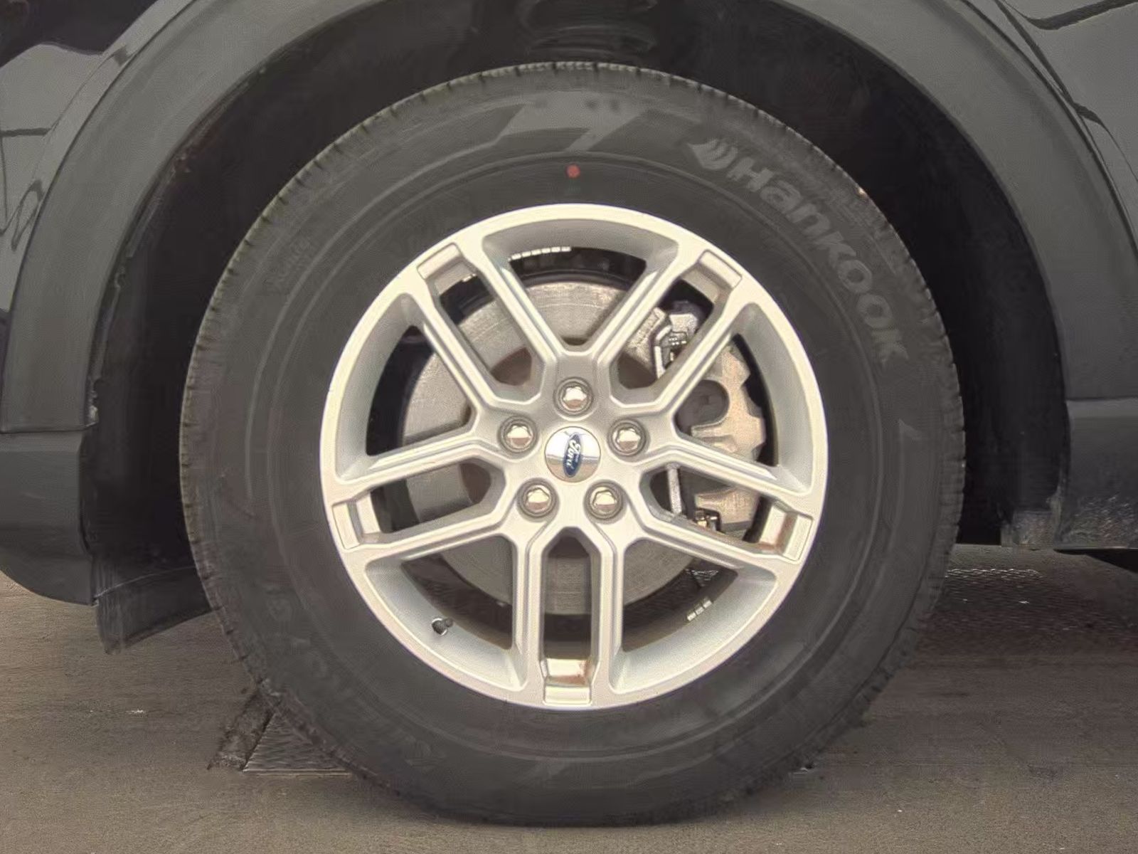 2025 Ford Explorer Active AWD