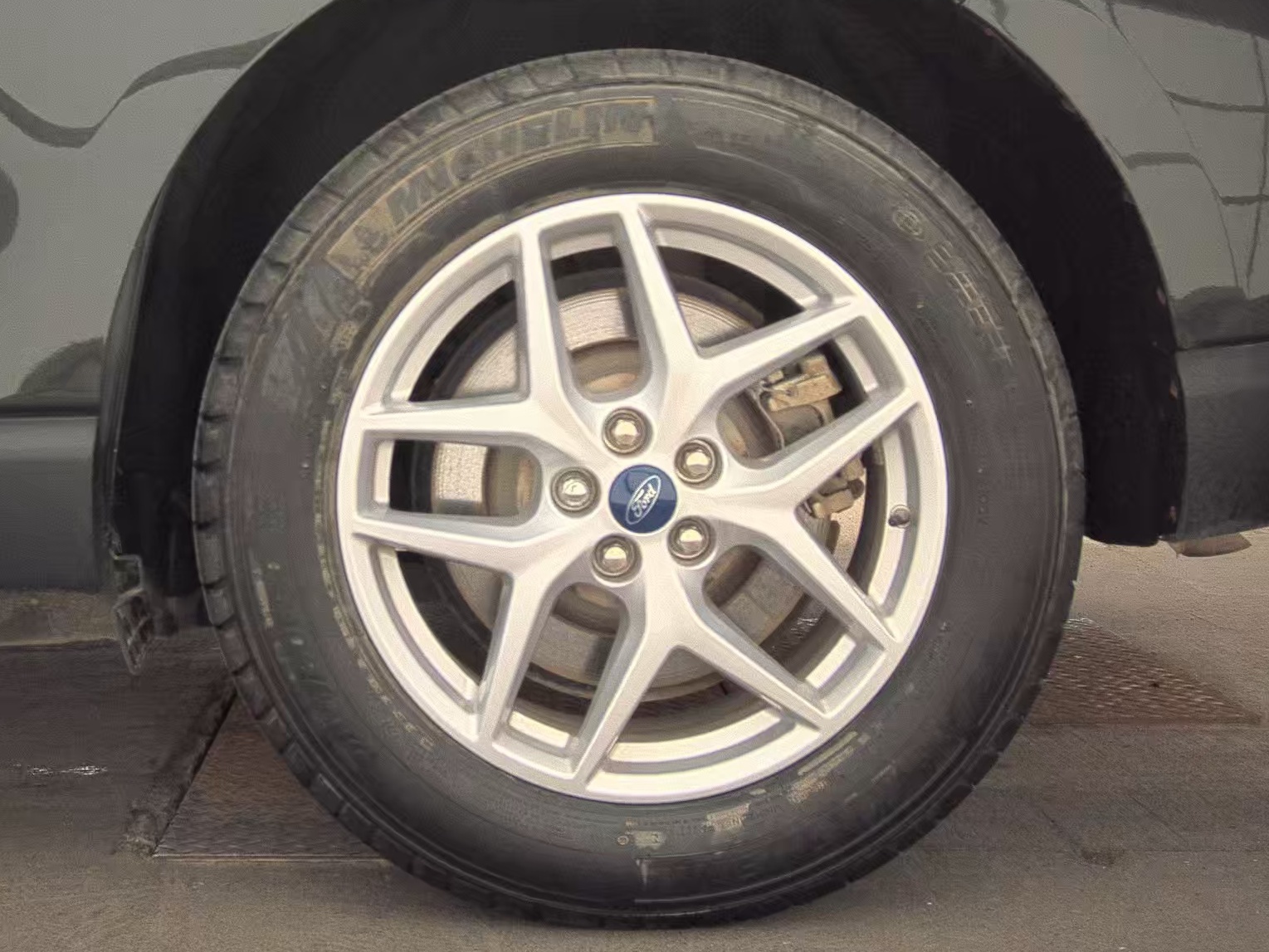 2022 Ford Edge SEL AWD