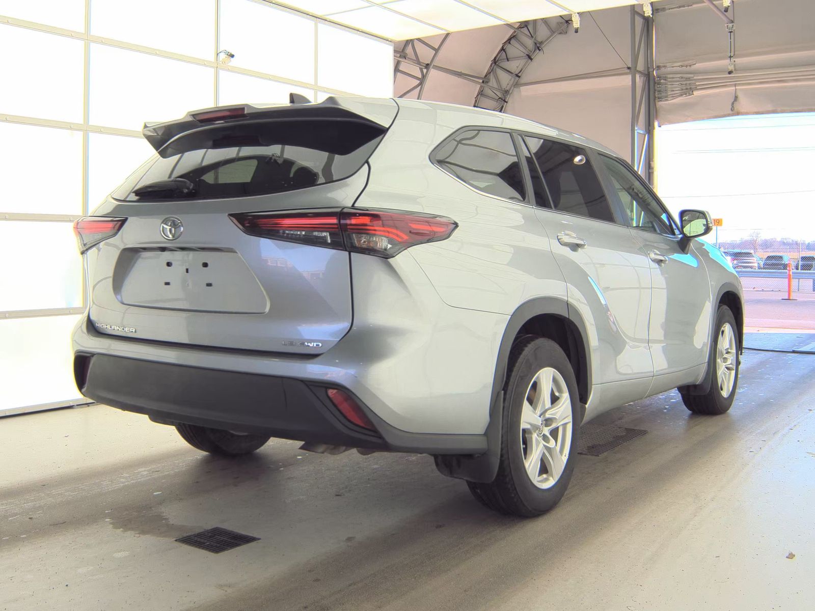 2024 Toyota Highlander LE AWD