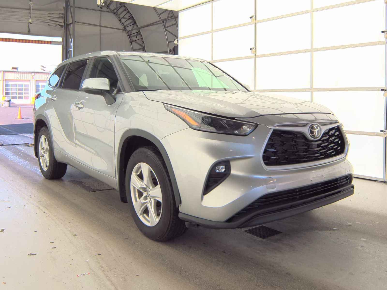 2024 Toyota Highlander LE AWD