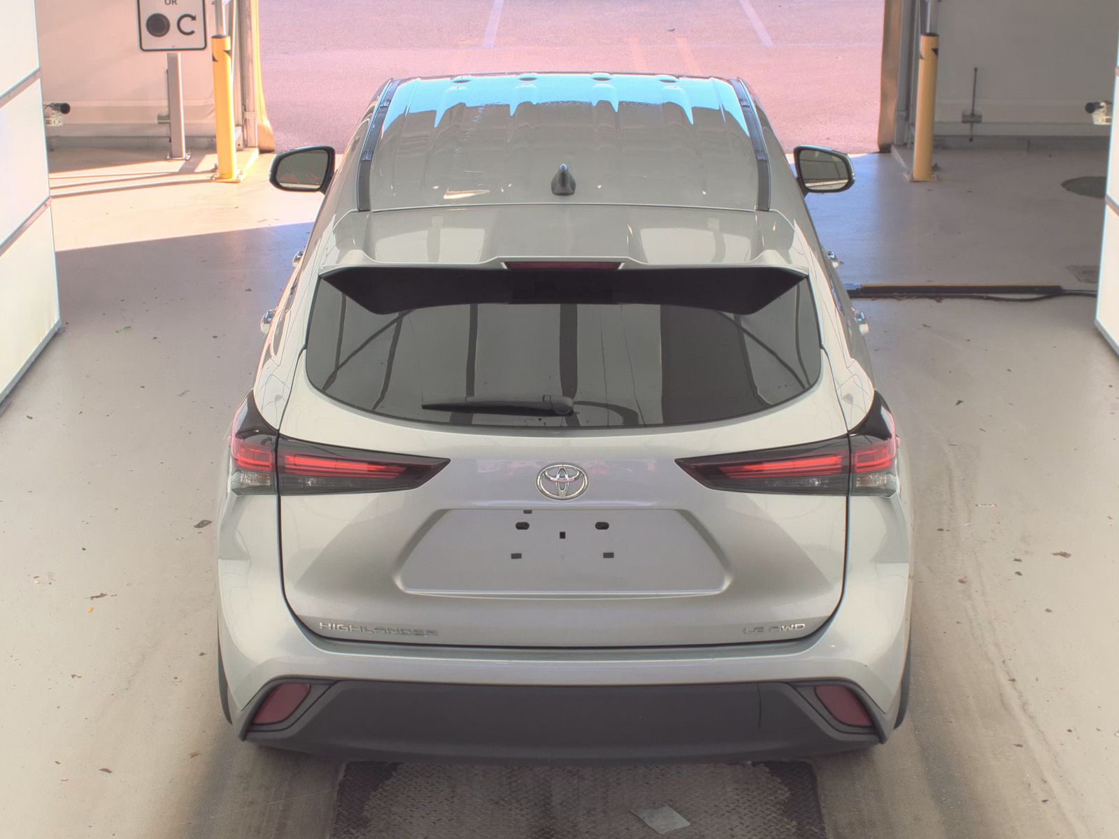 2024 Toyota Highlander LE AWD