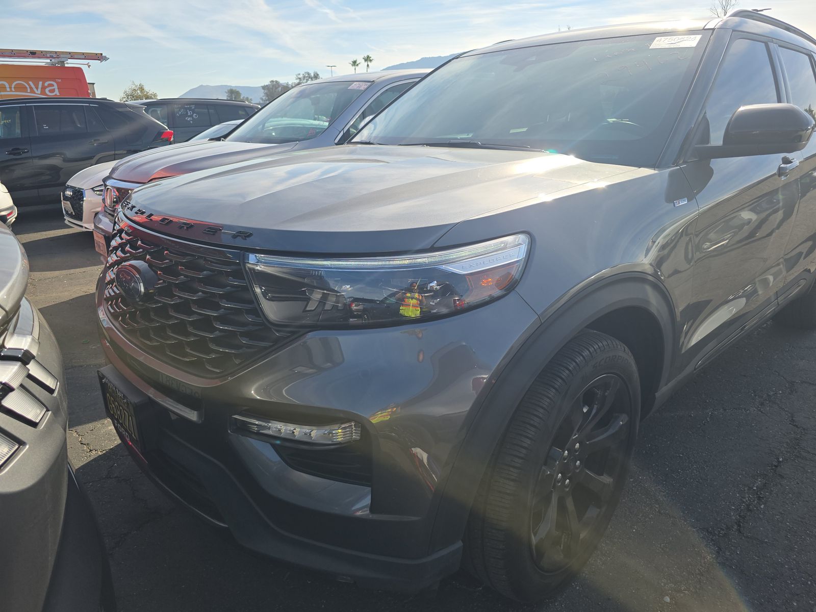 2022 Ford Explorer ST-Line AWD