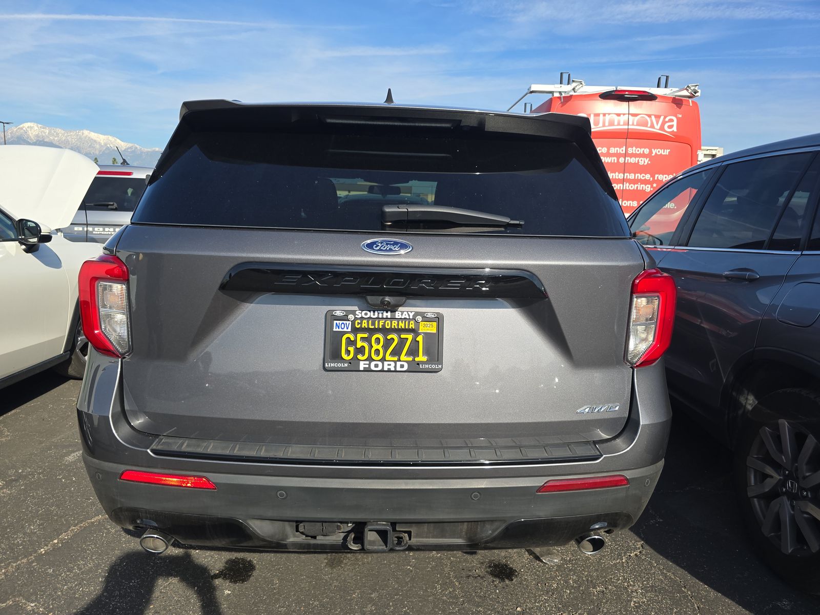 2022 Ford Explorer ST-Line AWD