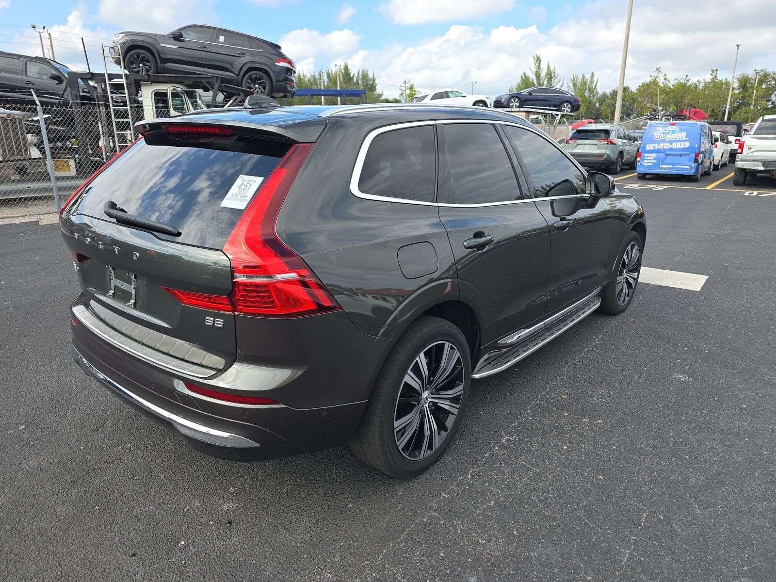 2022 Volvo XC60 B5 Inscription FWD