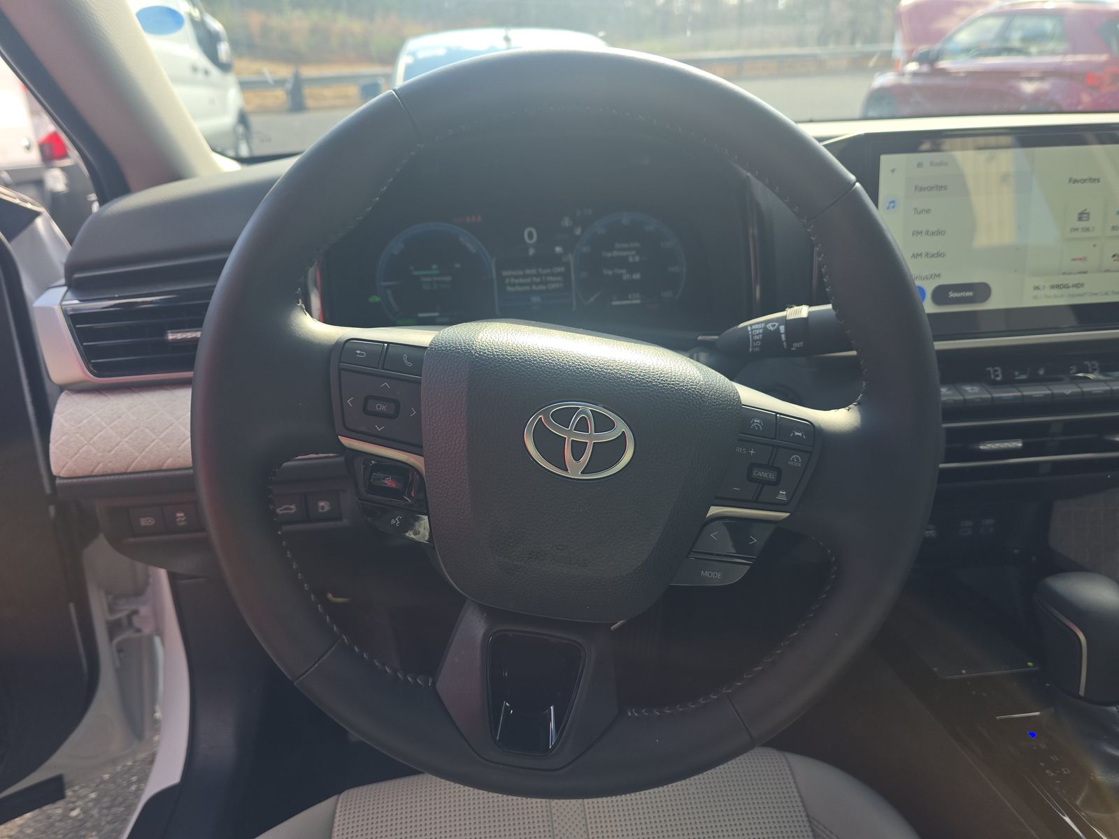 2025 Toyota Camry XLE FWD