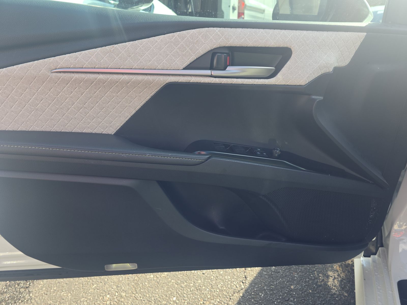 2025 Toyota Camry XLE FWD