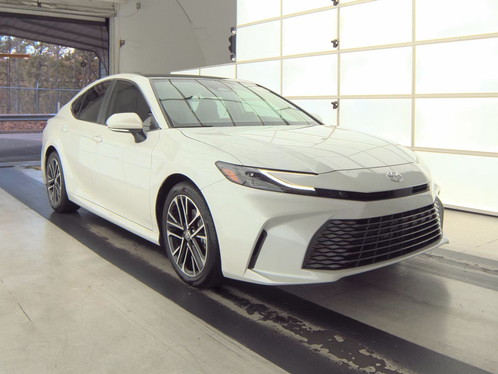 2025 Toyota Camry XLE FWD