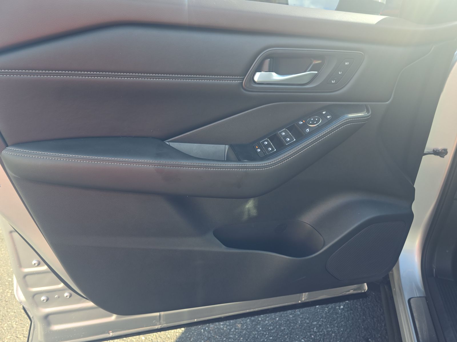 2023 Nissan Rogue SL FWD