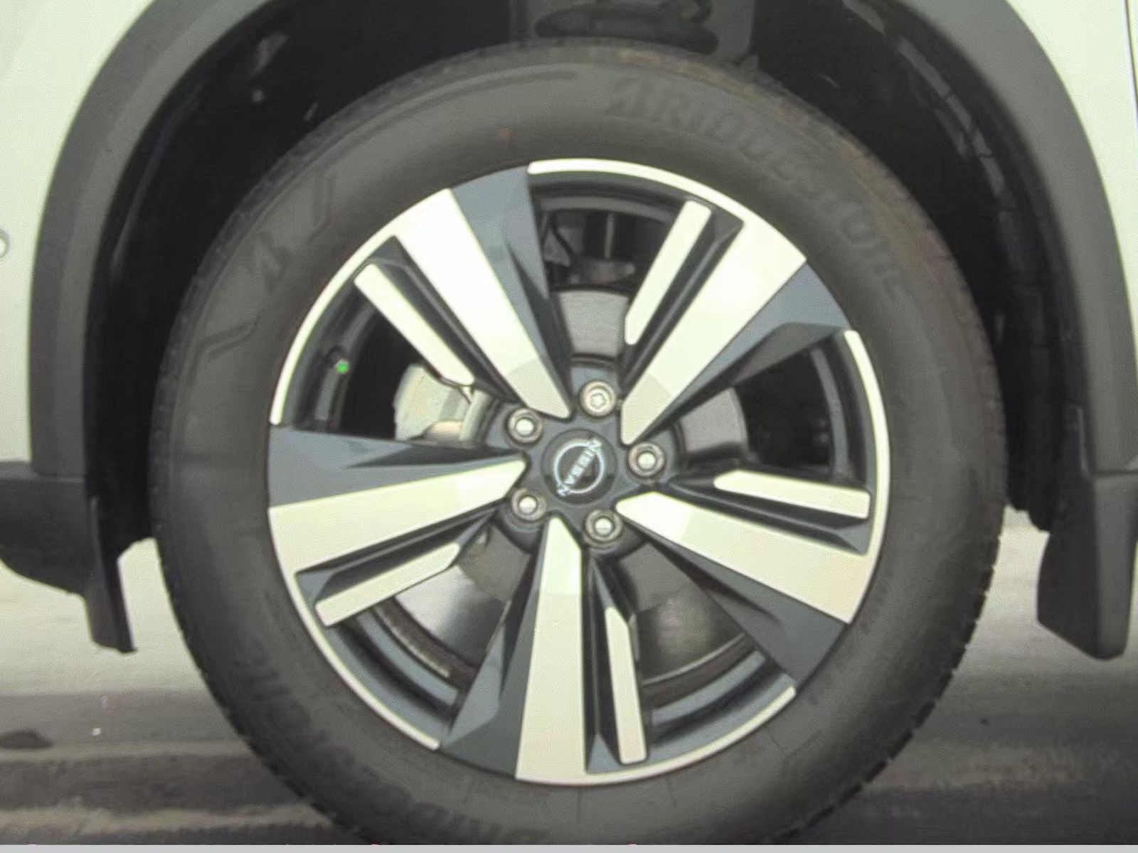 2023 Nissan Rogue SL FWD