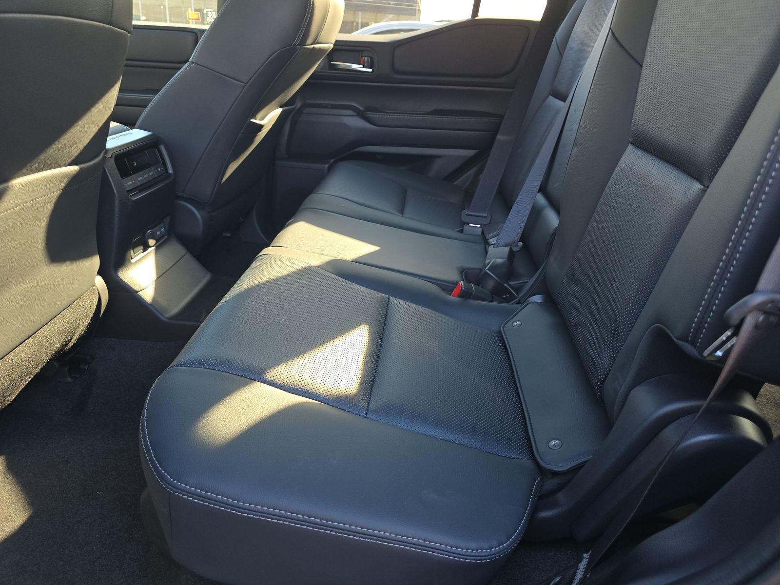 2025 Toyota Land Cruiser Base AWD