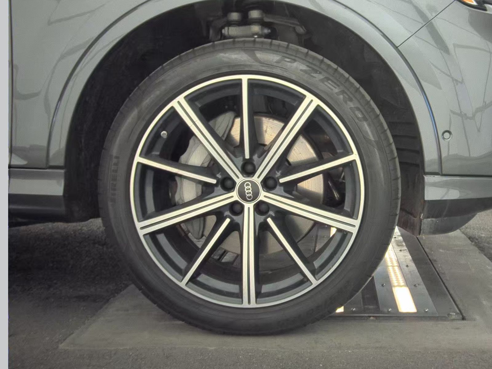 2025 Audi Q7 Premium Plus AWD