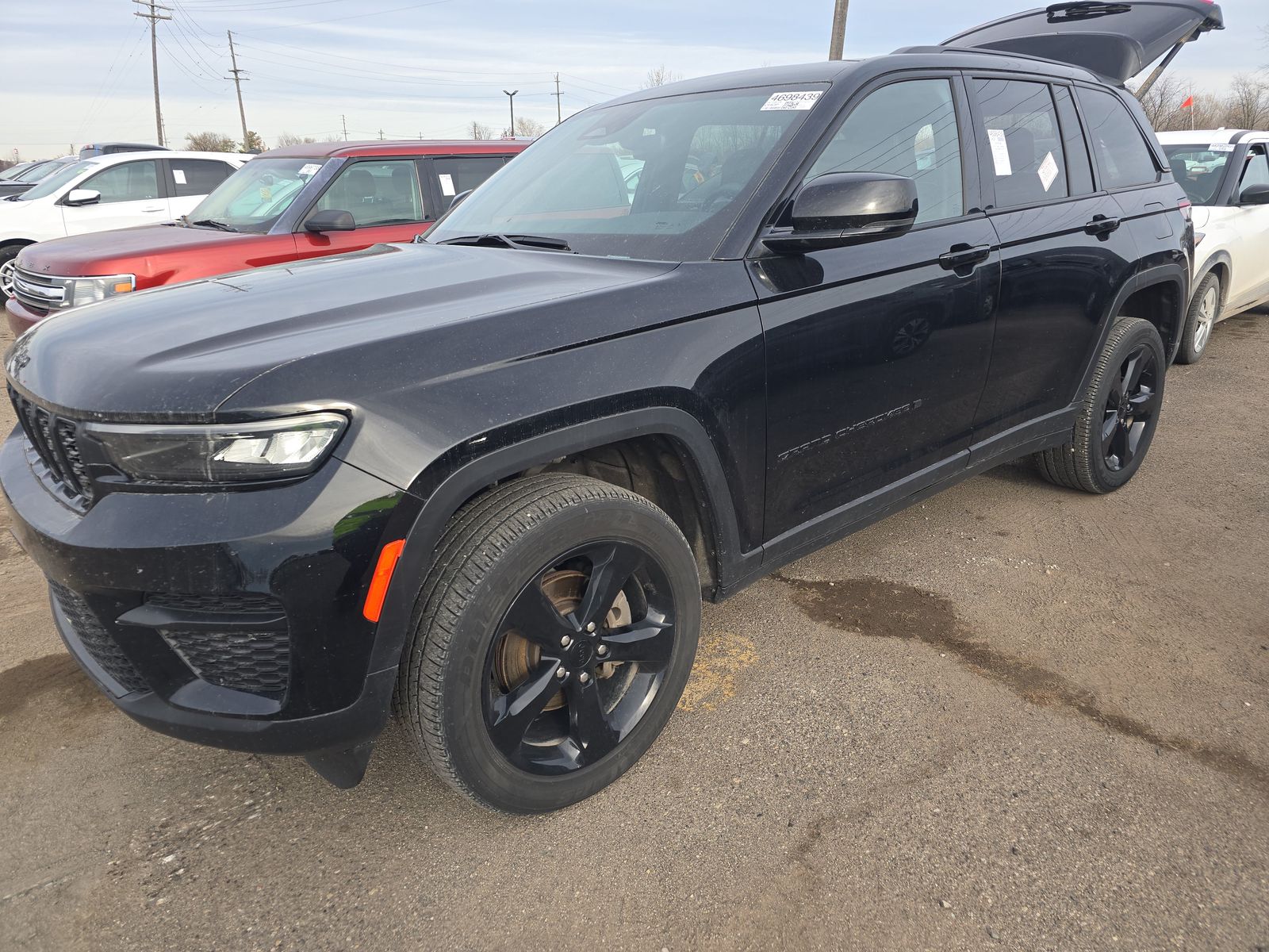 2023 Jeep Grand Cherokee Altitude AWD