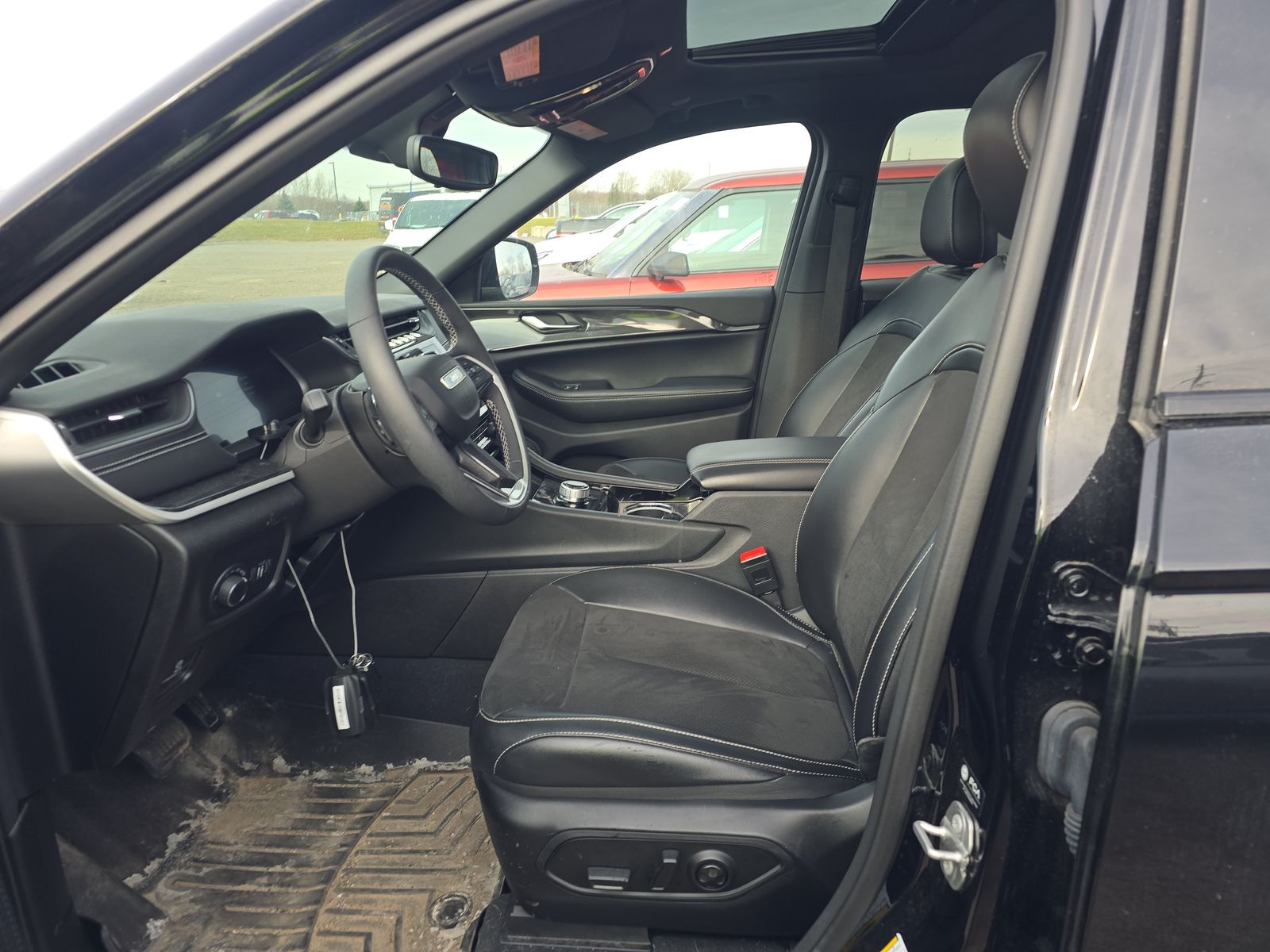 2023 Jeep Grand Cherokee Altitude AWD