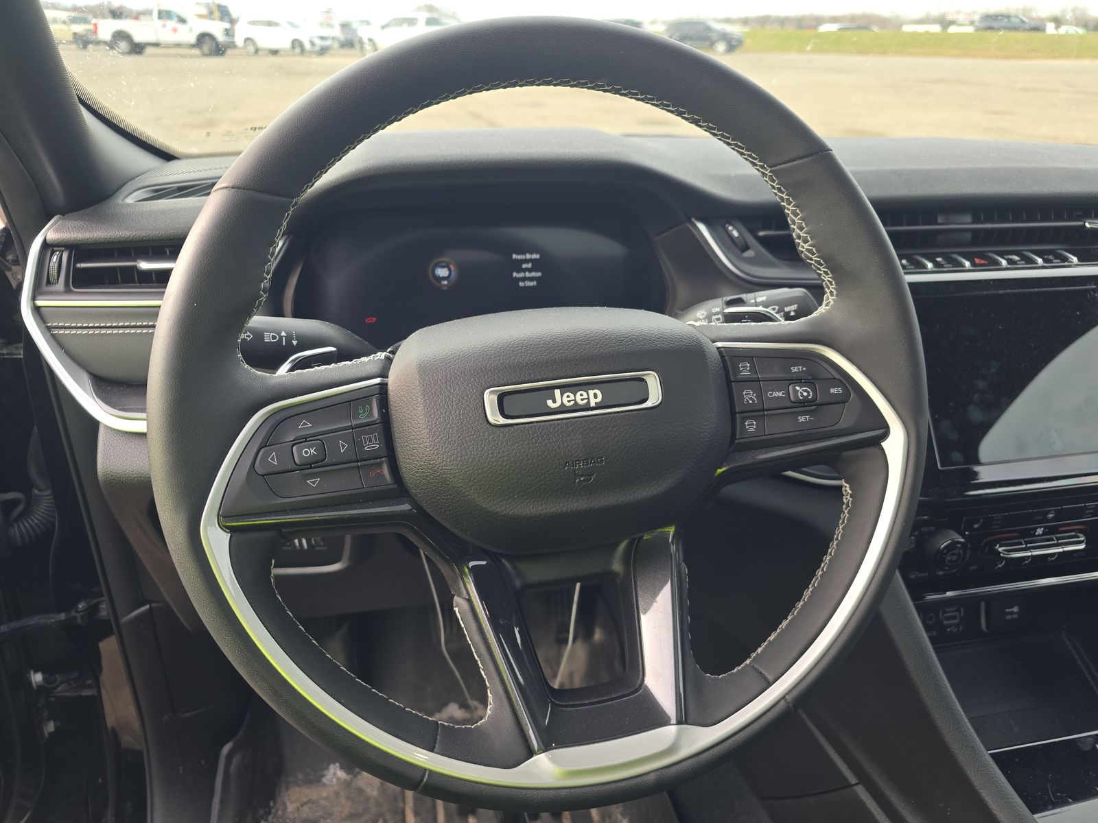 2023 Jeep Grand Cherokee Altitude AWD