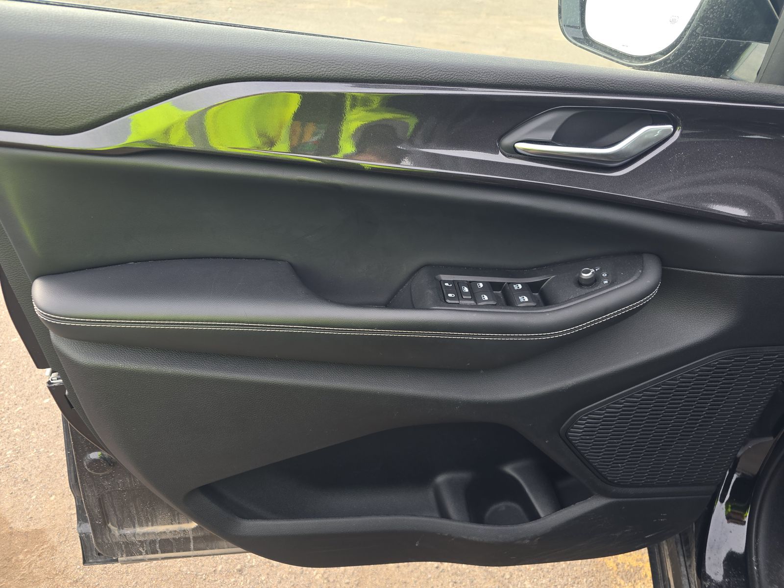 2023 Jeep Grand Cherokee Altitude AWD