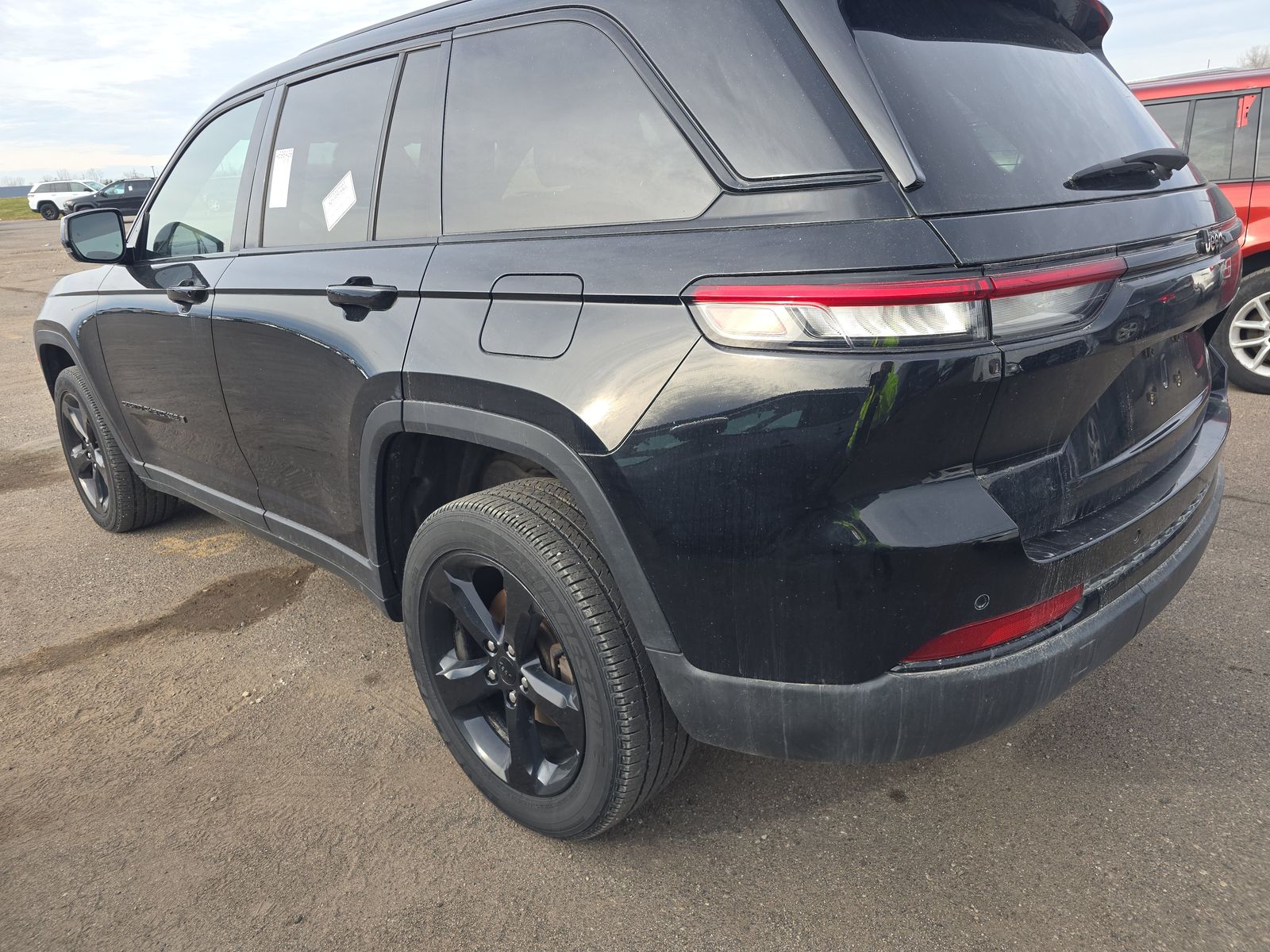 2023 Jeep Grand Cherokee Altitude AWD