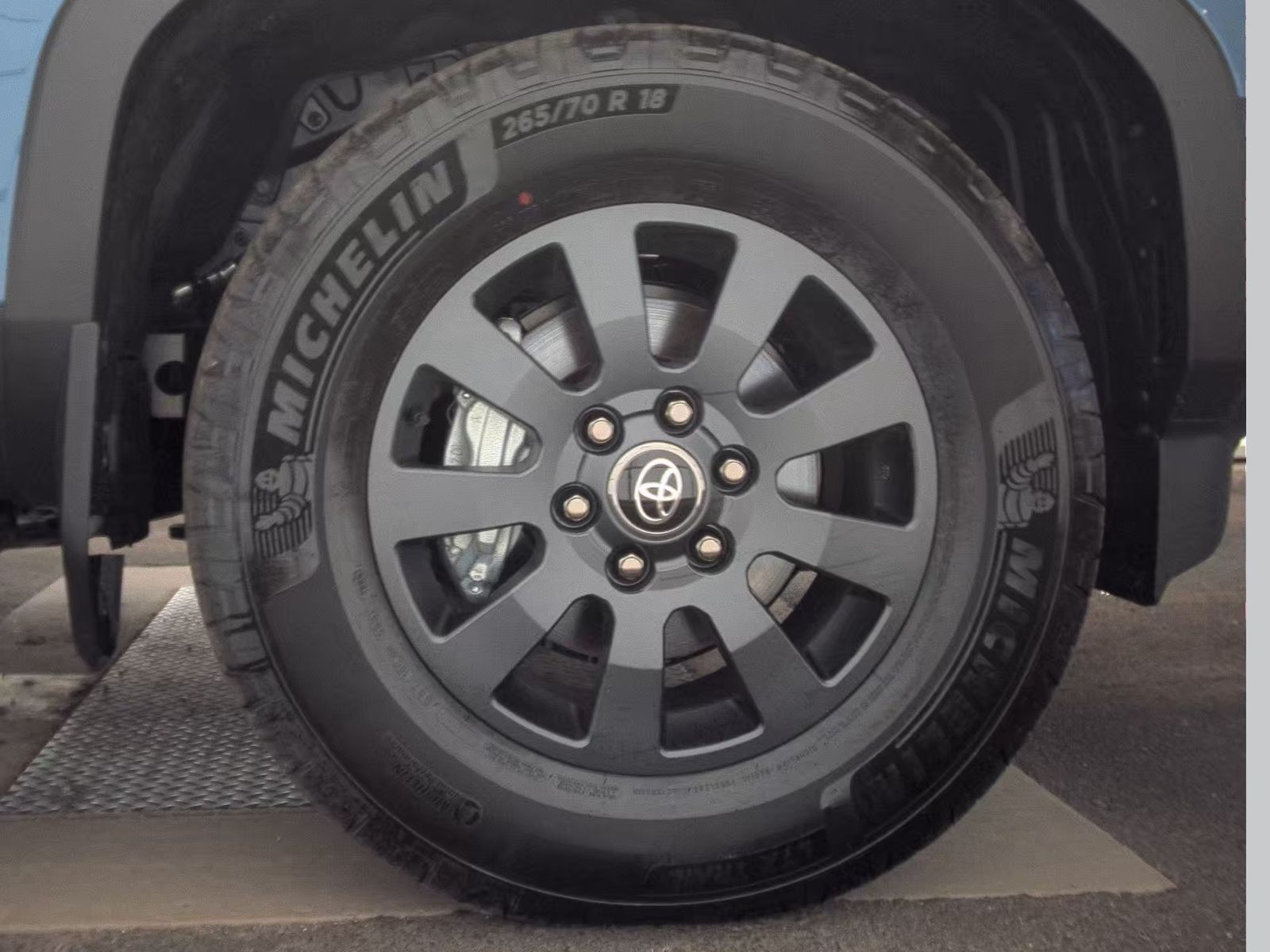 2025 Toyota Land Cruiser Base AWD