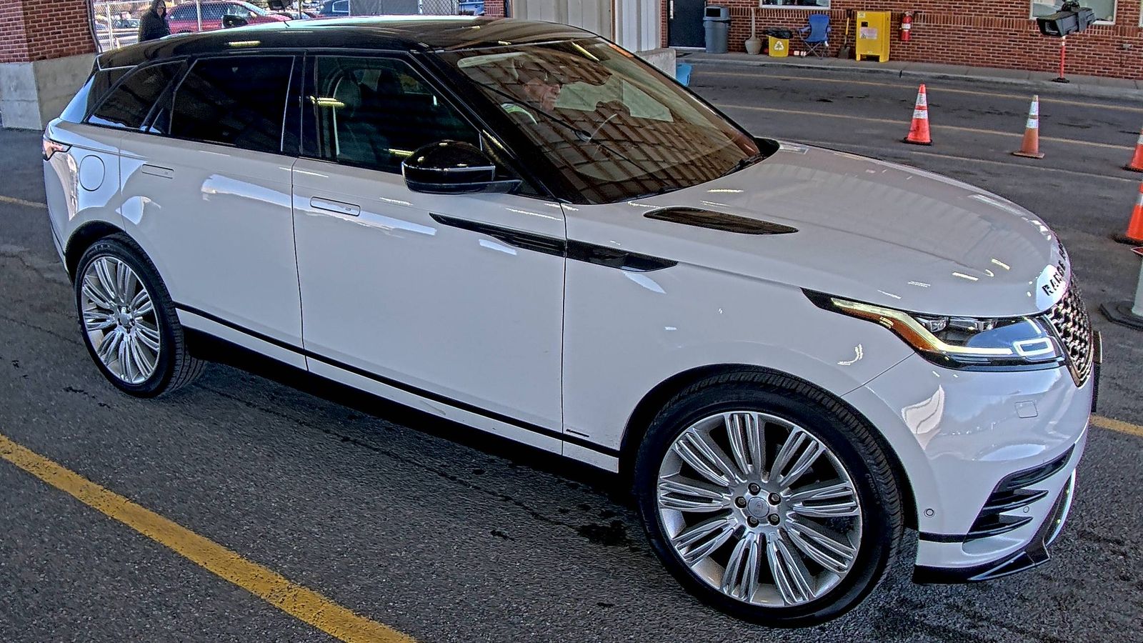 2018 Land Rover Range Rover Velar R-Dynamic SE AWD