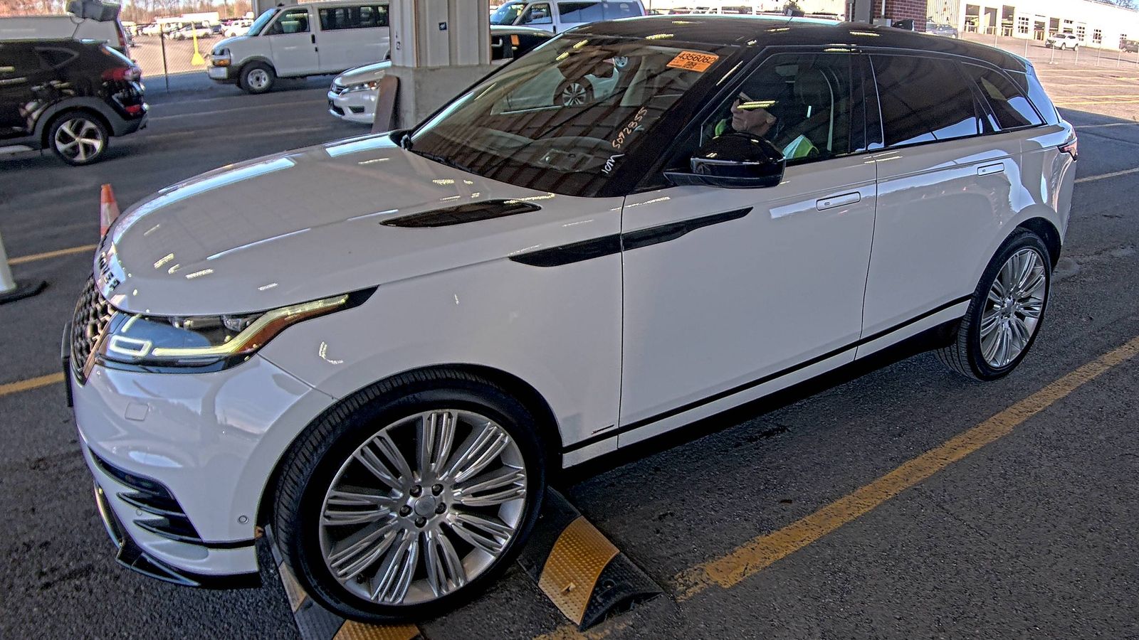 2018 Land Rover Range Rover Velar R-Dynamic SE AWD