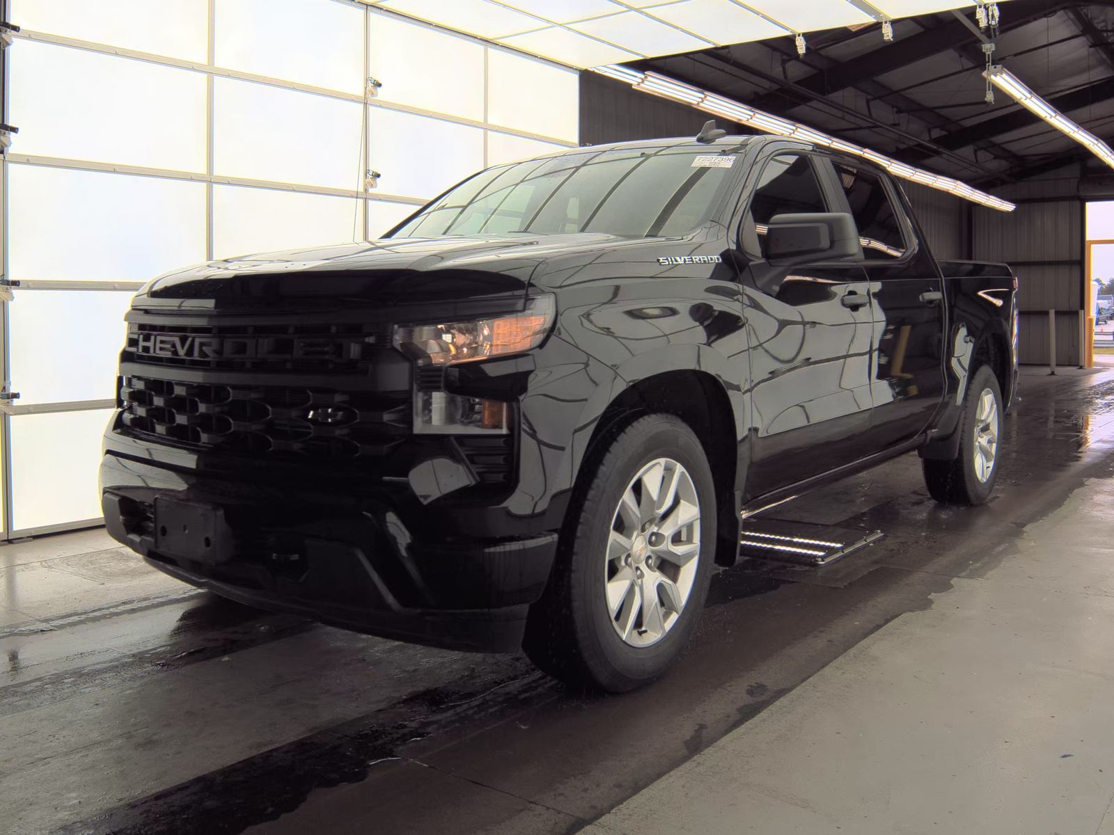 2022 Chevrolet Silverado 1500 Custom RWD