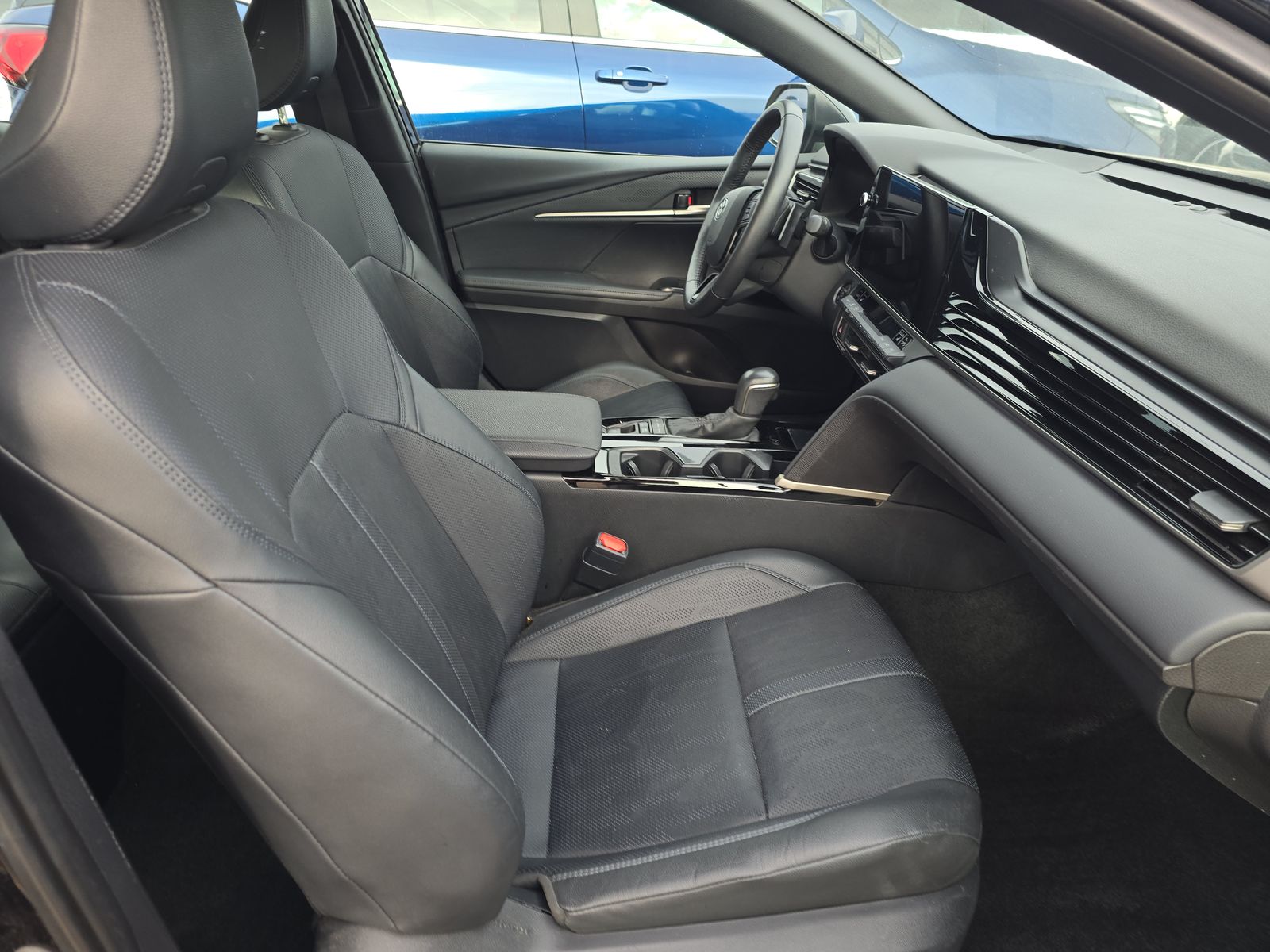 2025 Toyota Camry XSE FWD