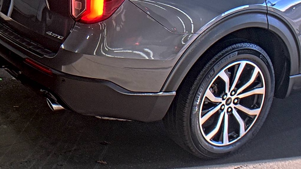 2022 Ford Explorer ST-Line AWD