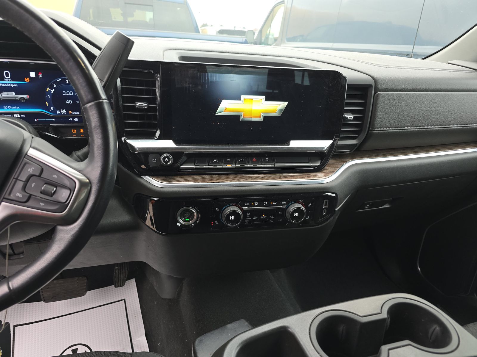 2022 Chevrolet Silverado 1500 LT AWD