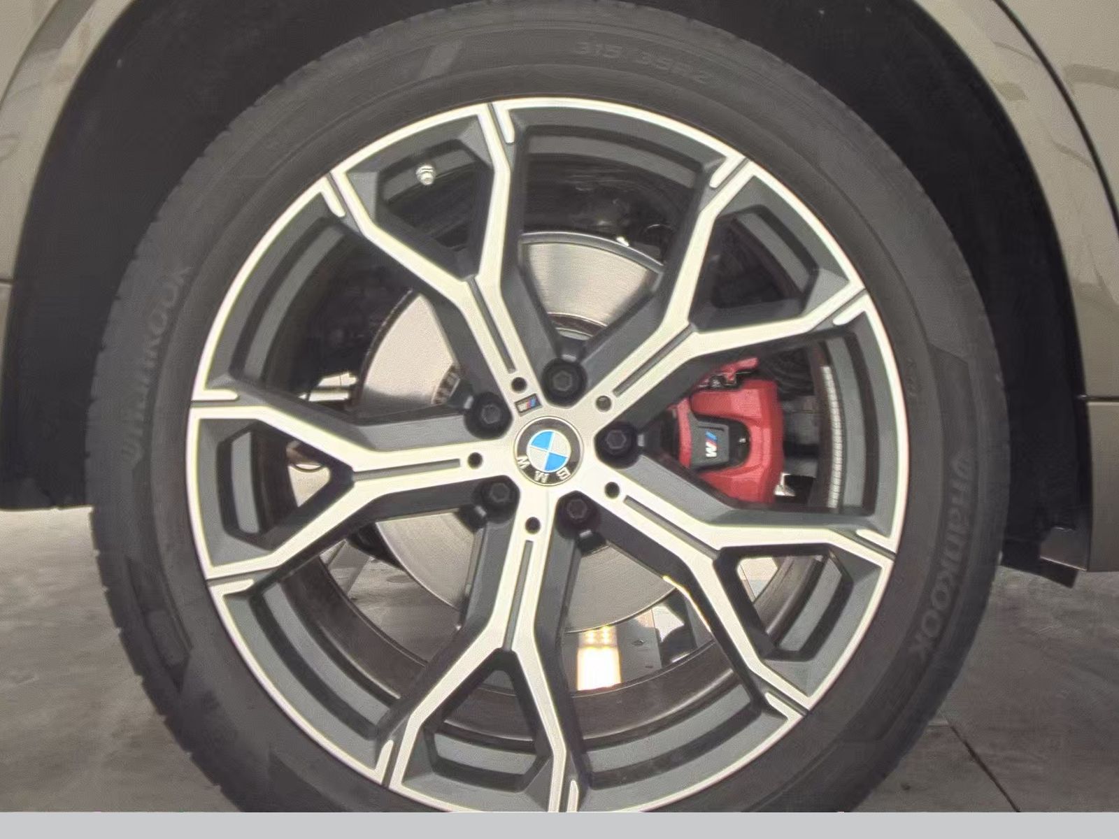 2023 BMW X5 xDrive40i AWD