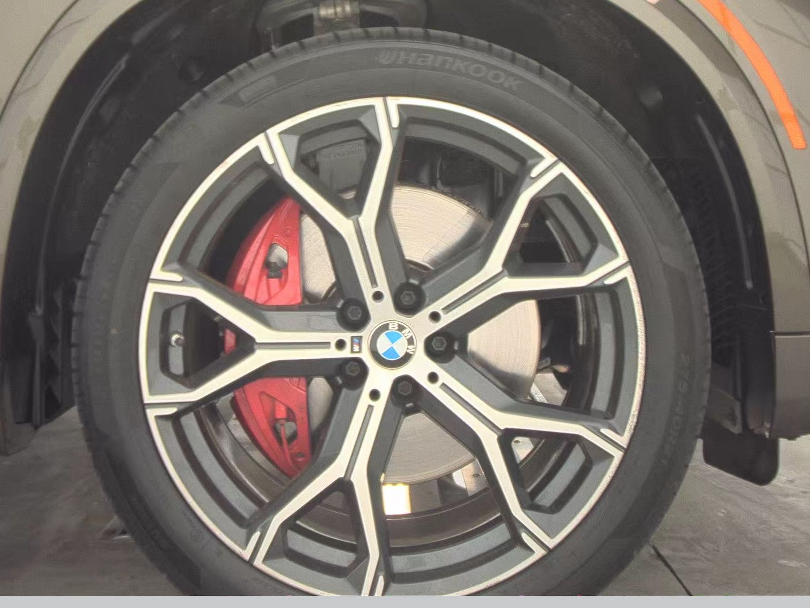 2023 BMW X5 xDrive40i AWD