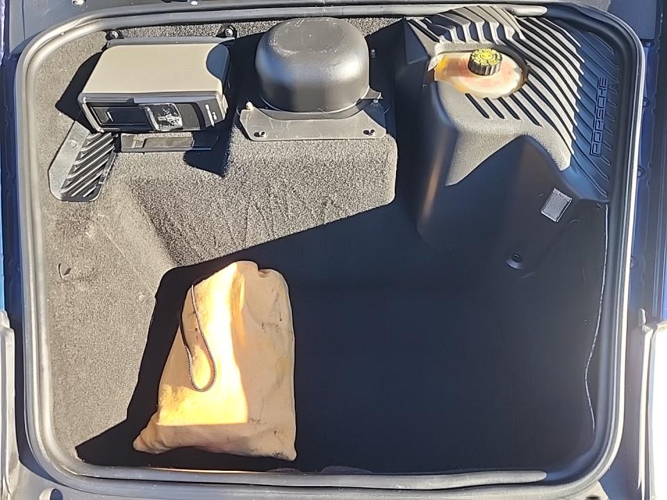 2002 Porsche 911 Carrera 4 AWD