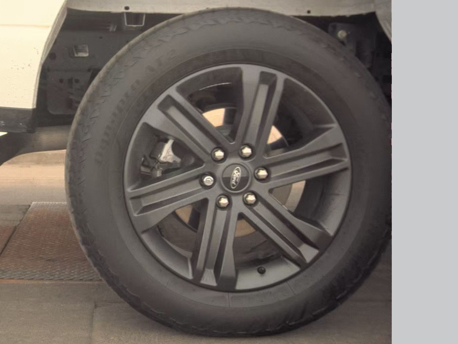 2023 Ford F-150 Hybrid Lariat AWD