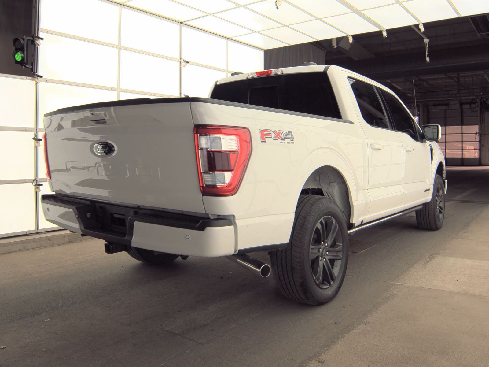 2023 Ford F-150 Hybrid Lariat AWD
