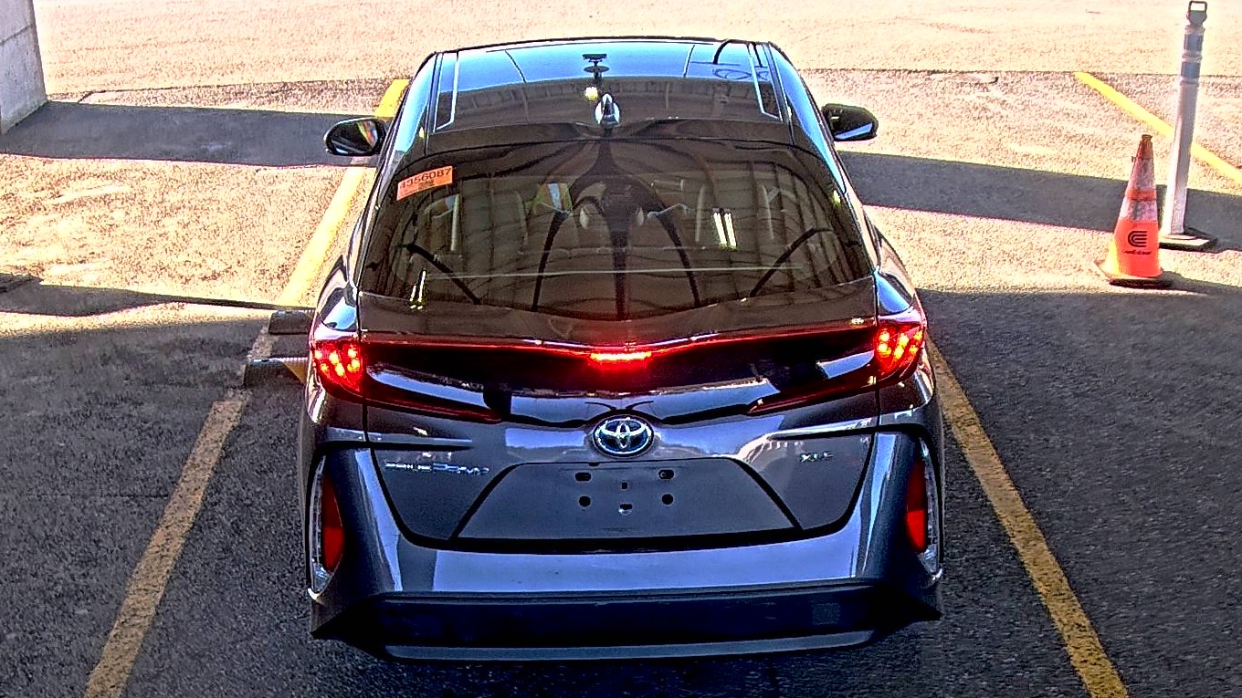 2022 Toyota Prius Prime XLE FWD