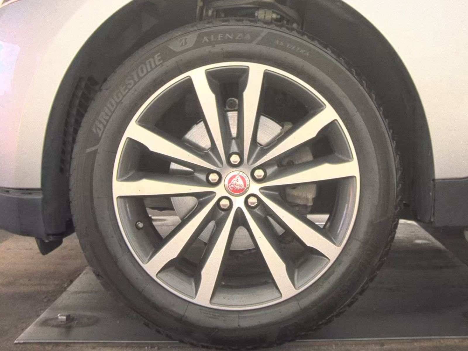 2018 Jaguar F-PACE 25t Prestige AWD