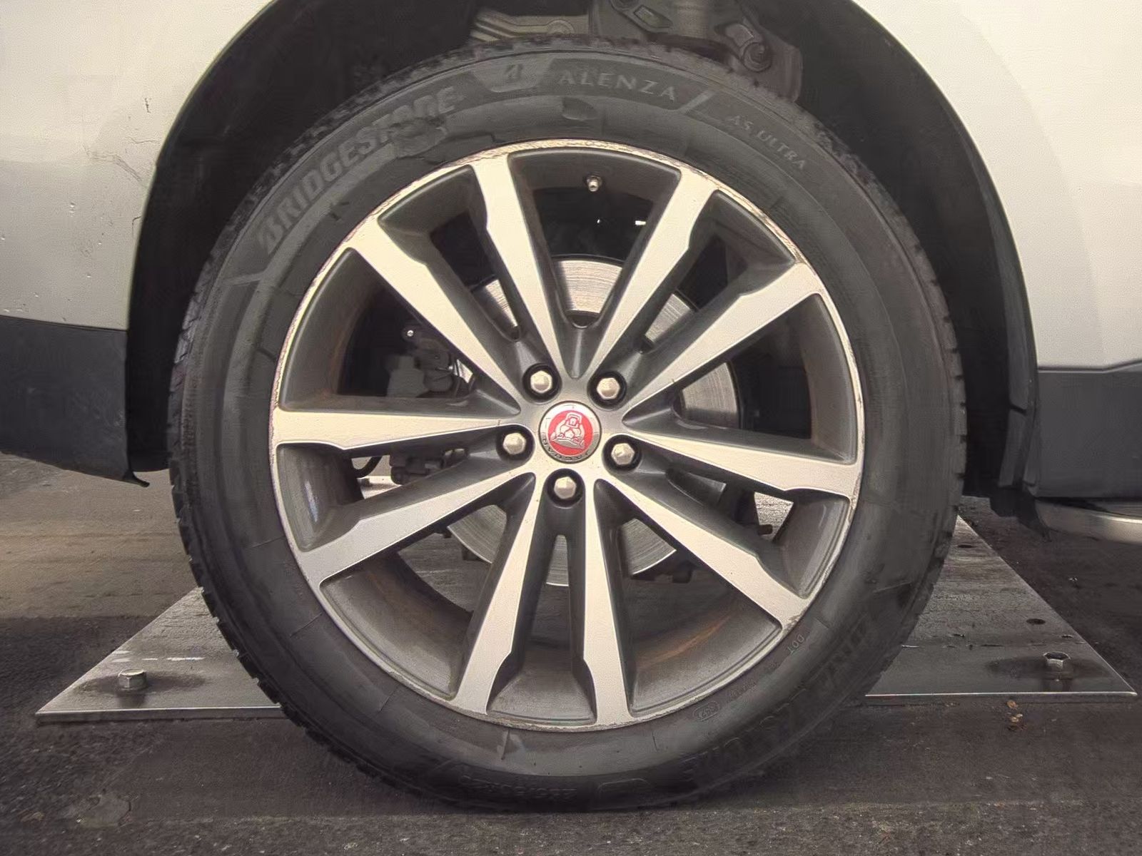 2018 Jaguar F-PACE 25t Prestige AWD