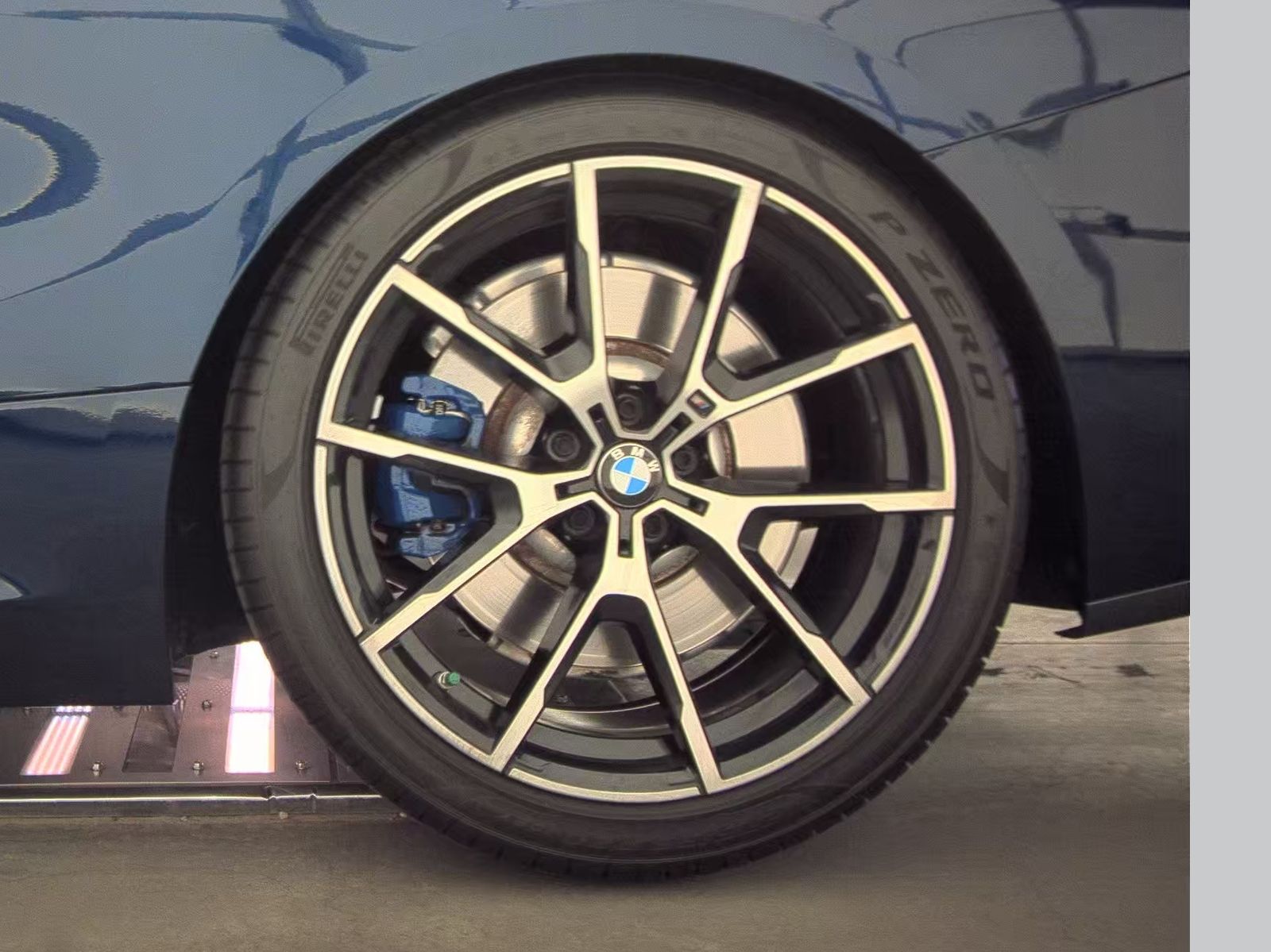 2022 BMW 8 Series 840i RWD