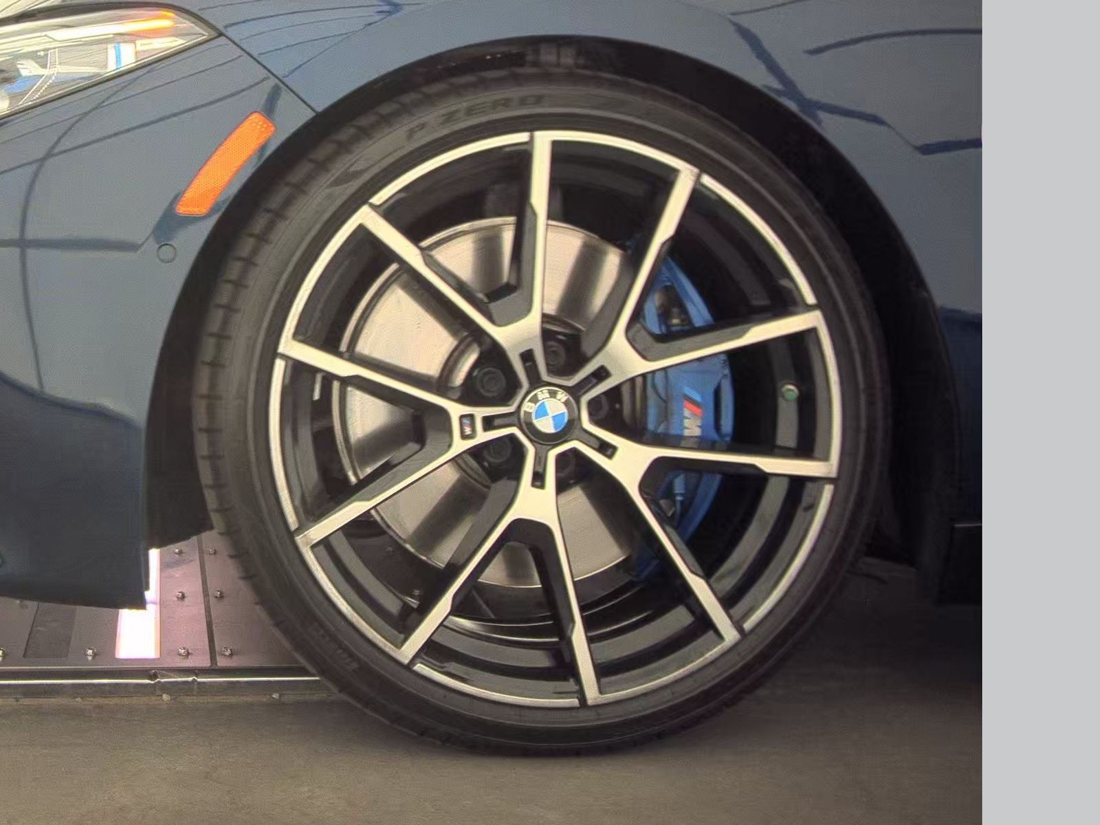 2022 BMW 8 Series 840i RWD