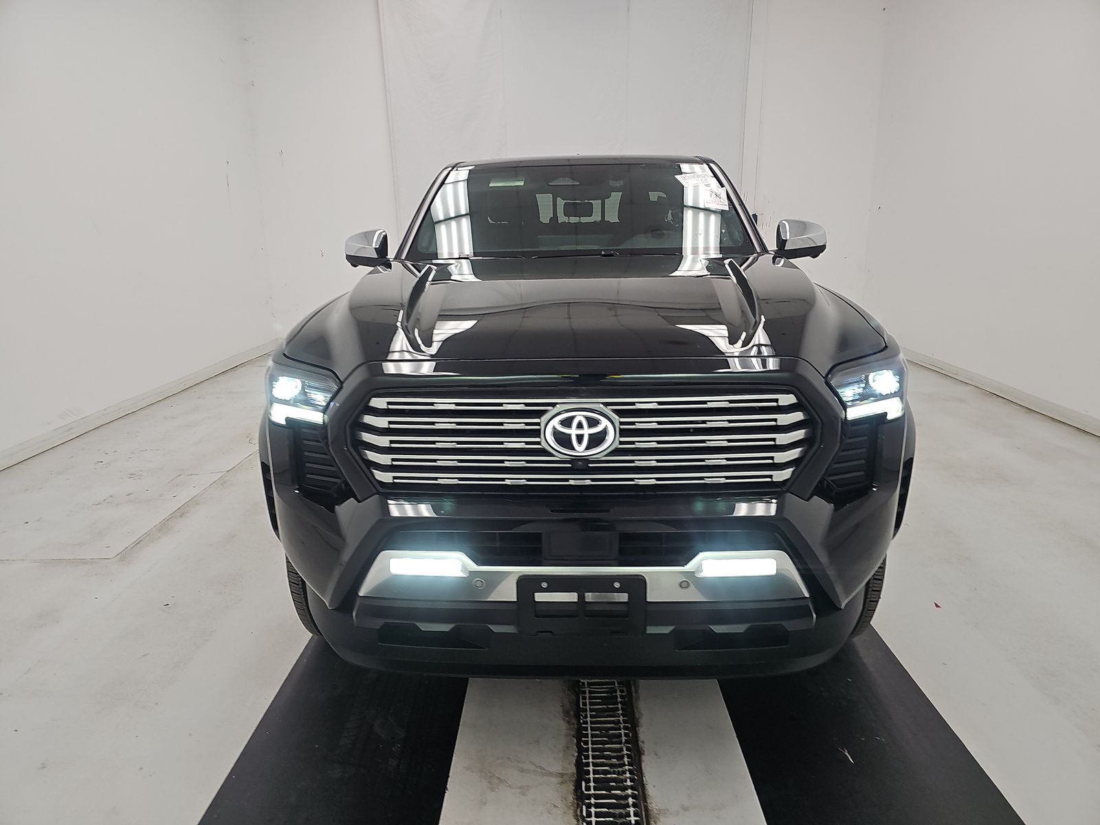 2024 Toyota Tacoma Limited AWD