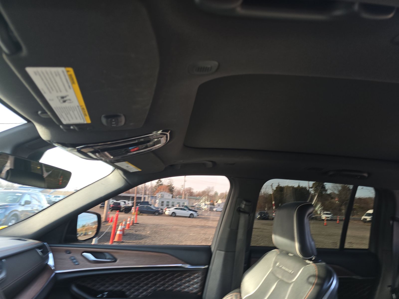 2023 Jeep Grand Cherokee Summit AWD