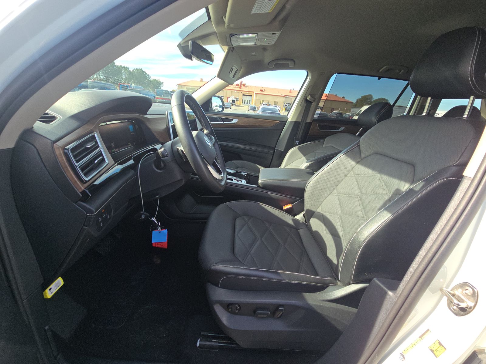 2024 Volkswagen Atlas 2.0T SE AWD