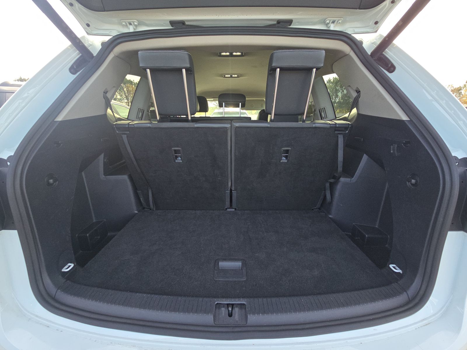 2024 Volkswagen Atlas 2.0T SE AWD