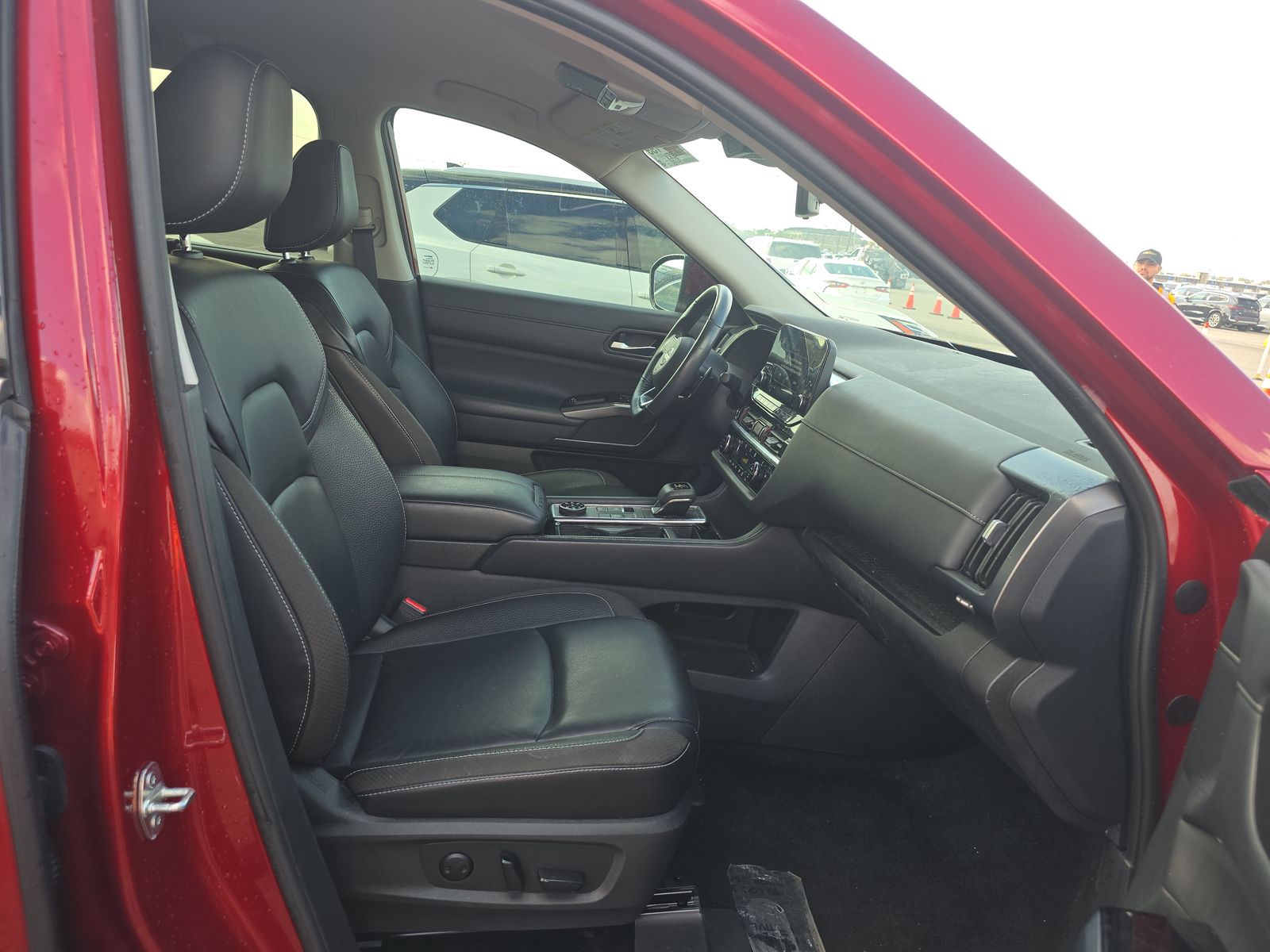 2023 Nissan Pathfinder SL AWD