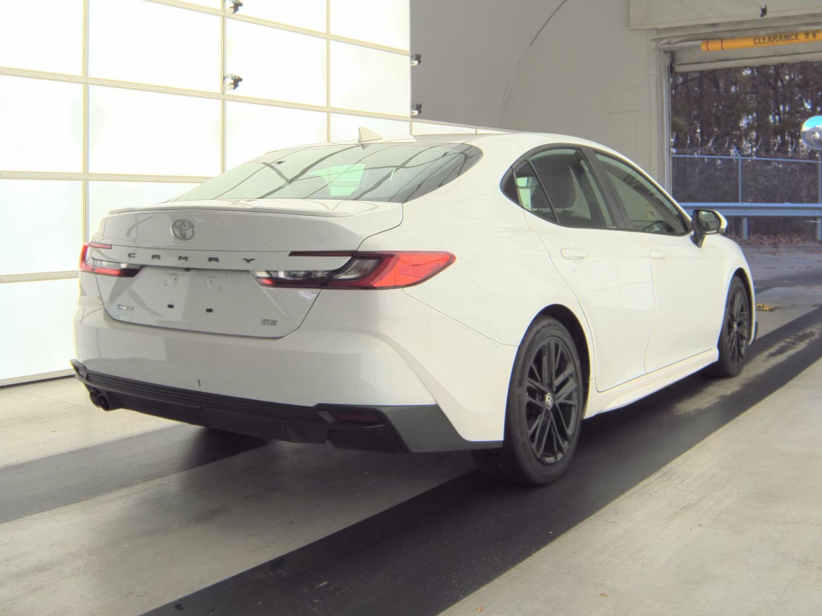 2025 Toyota Camry SE FWD