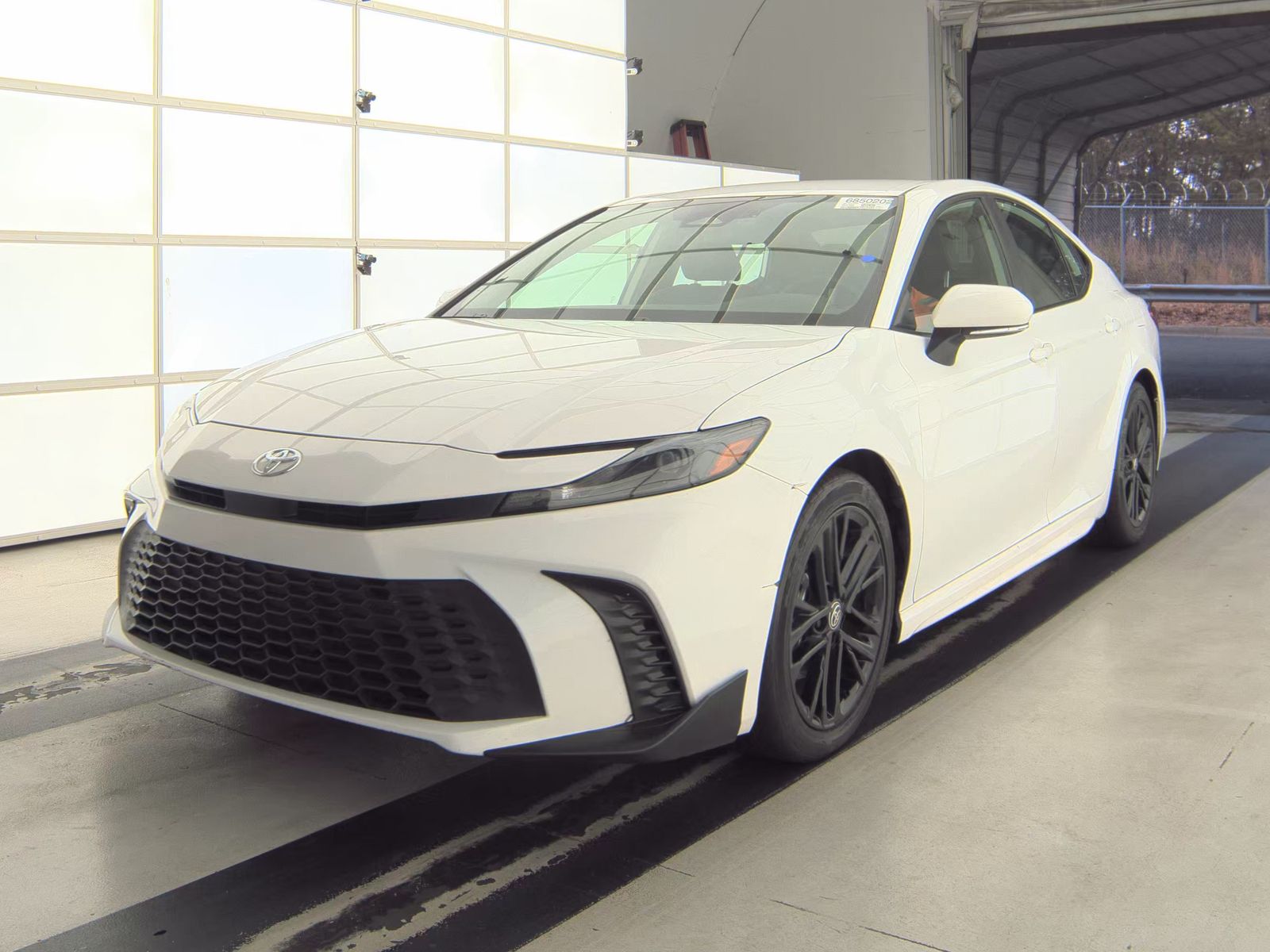 2025 Toyota Camry SE FWD