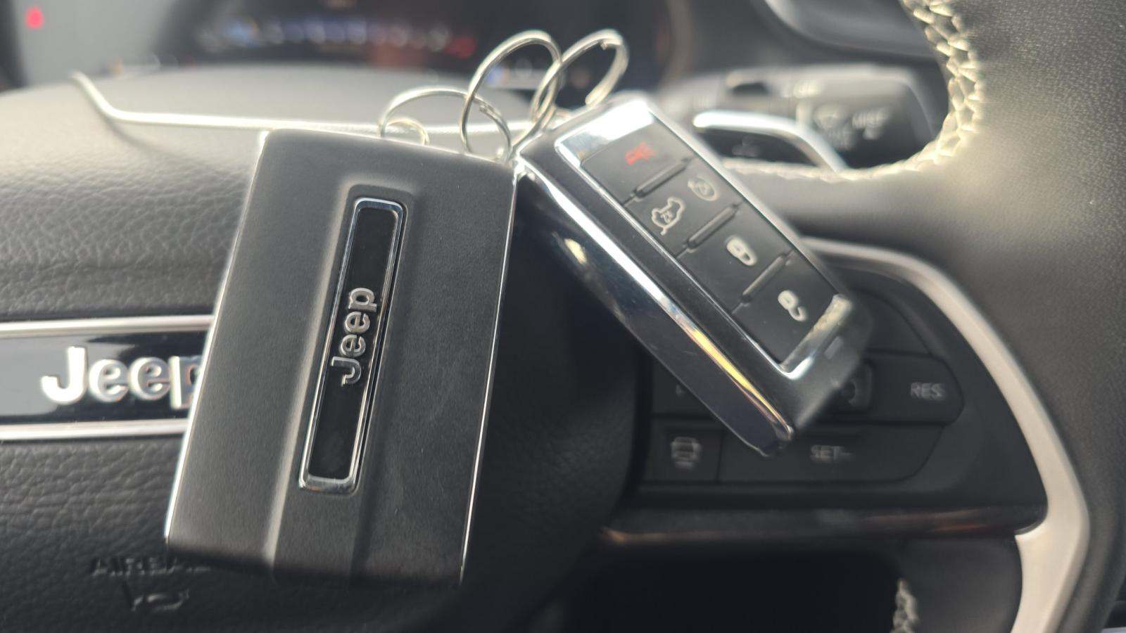 2023 Jeep Grand Cherokee Altitude AWD