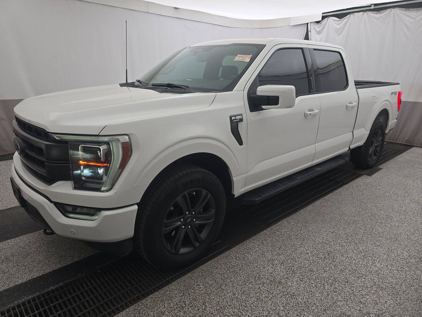 2023 Ford F-150 Lariat AWD