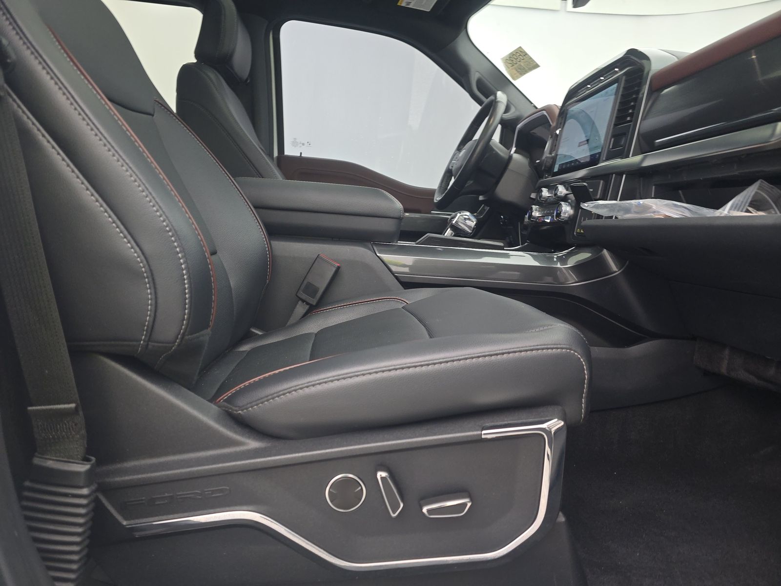 2023 Ford F-150 Lariat AWD