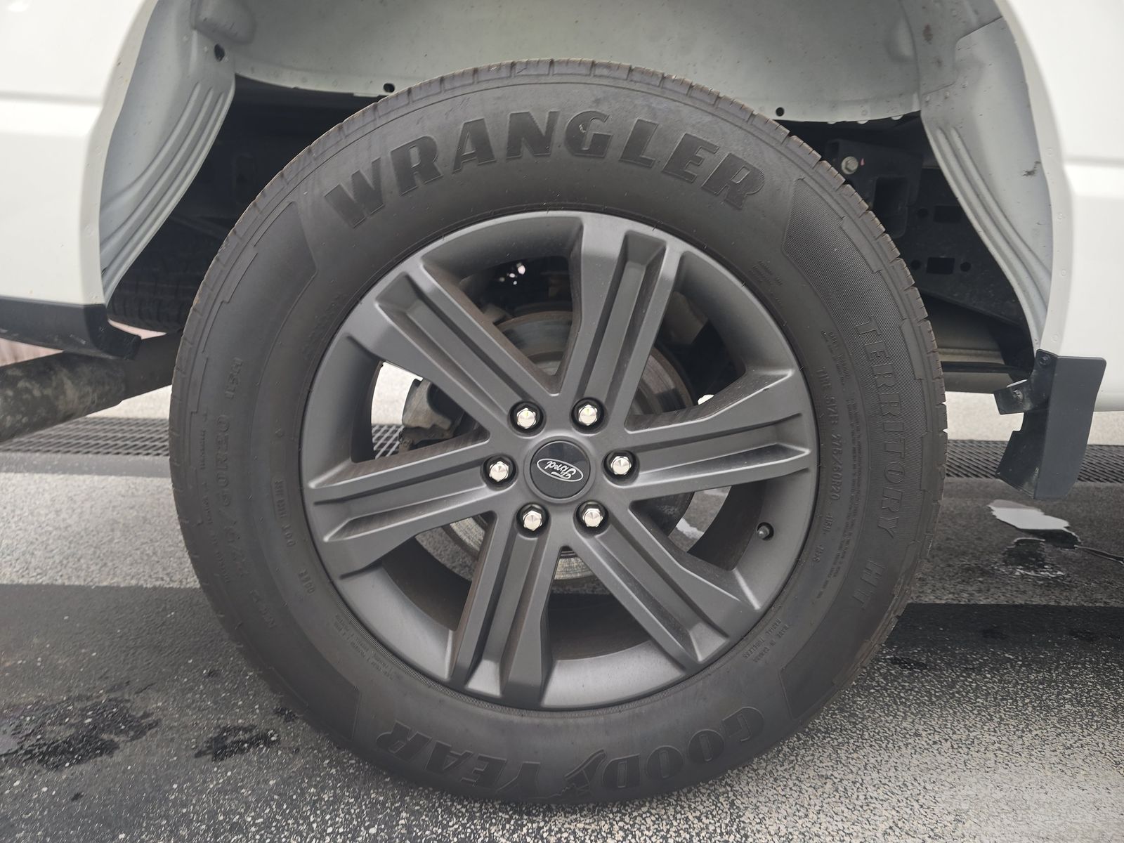 2023 Ford F-150 Lariat AWD