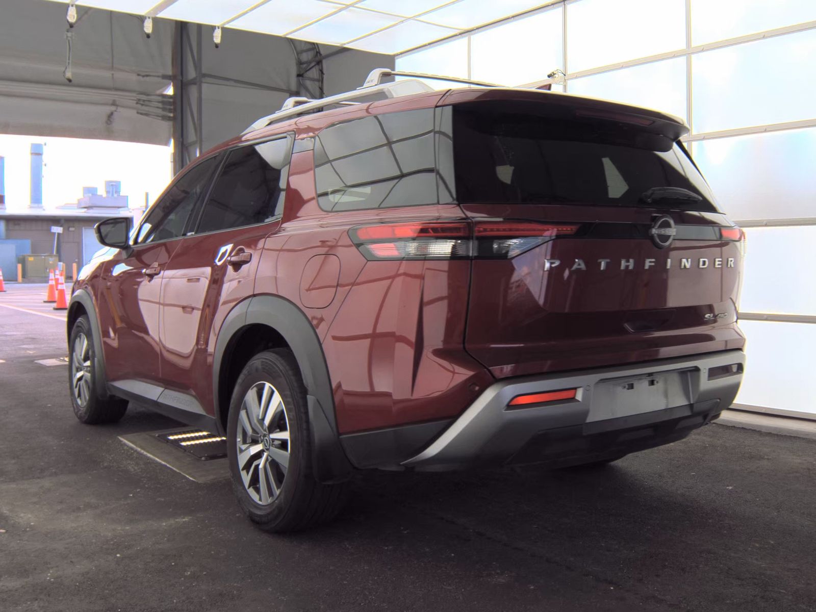 2023 Nissan Pathfinder SL AWD