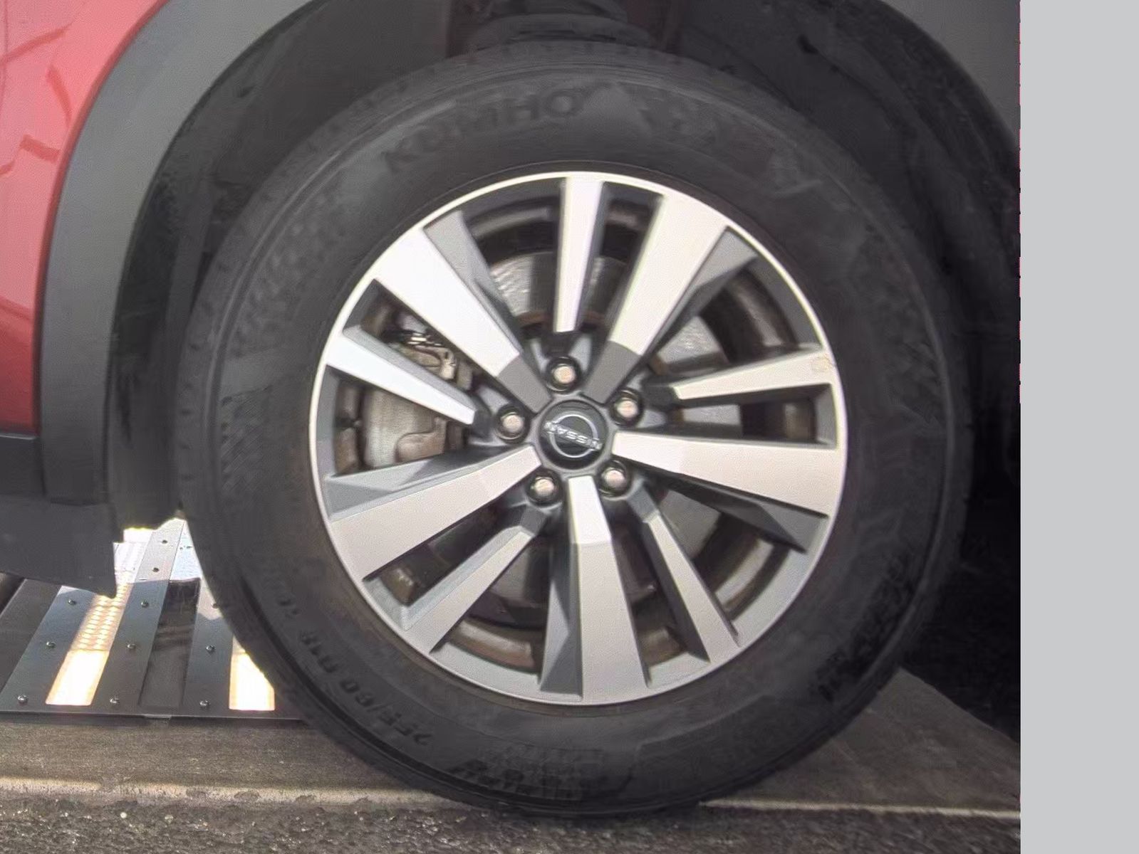 2023 Nissan Pathfinder SL AWD